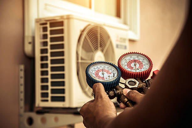 Professional Hvac technician working in Cherry Valley, IL